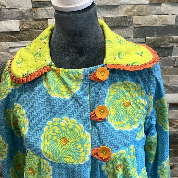 Floral Blue and Yellow Women's Coat - Picture 3 of 13